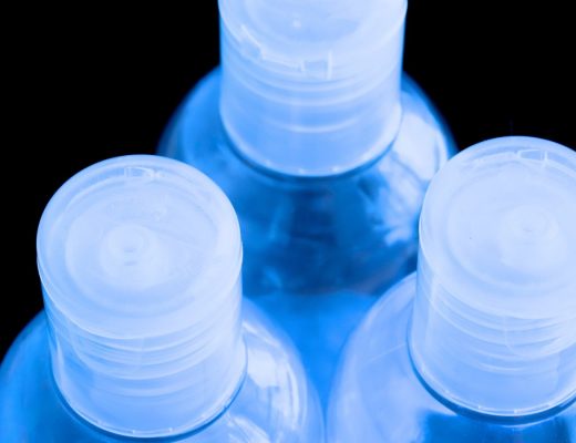 plastic bottles transparent light blue 908893.jpgd