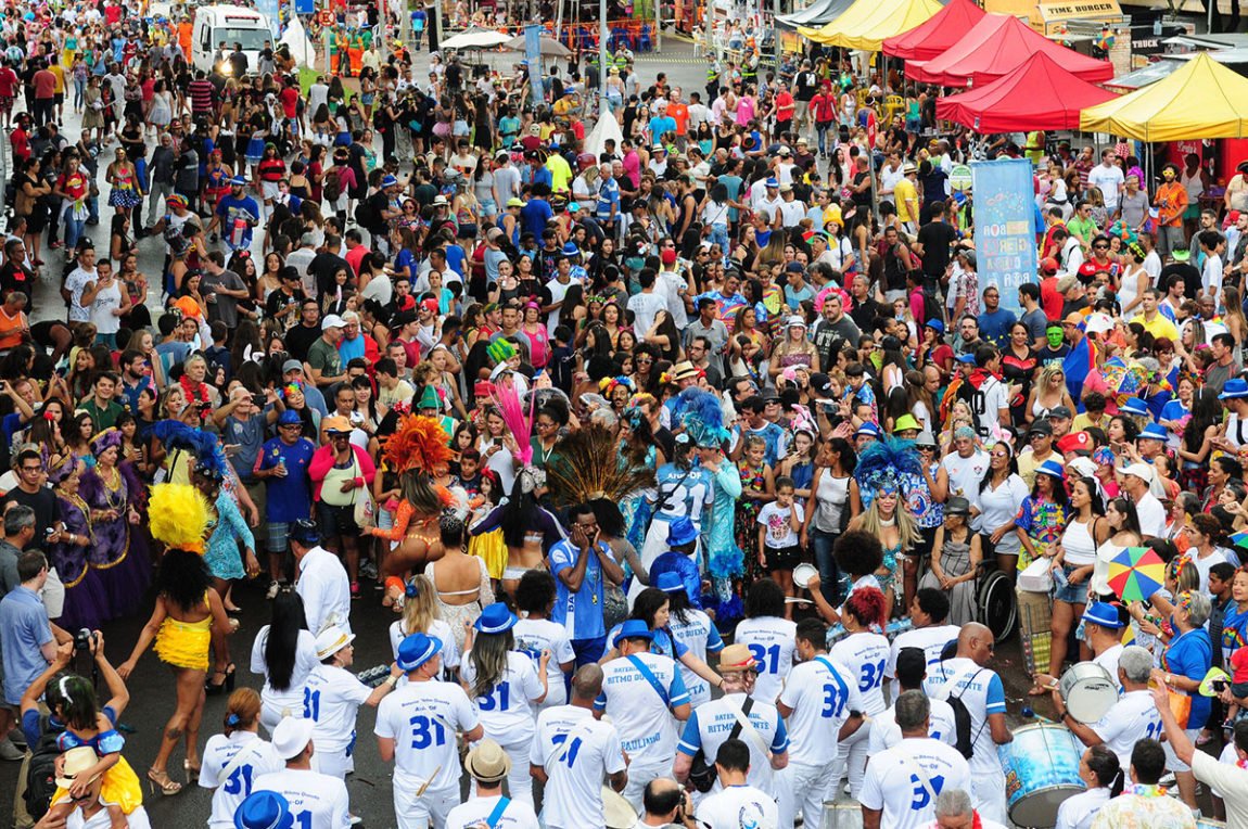 Hoje é dia de Galinho e muito mais! 1 galinho