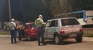 Você, motorista, siga seguro no trânsito! 4 vidasegura02